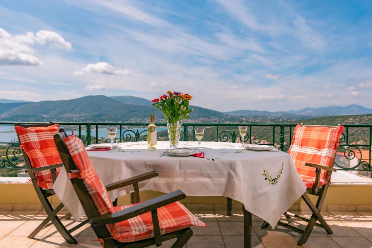 Georgia'S Holiday Apartment With Amazing Sea View Porto Rafti Exterior photo